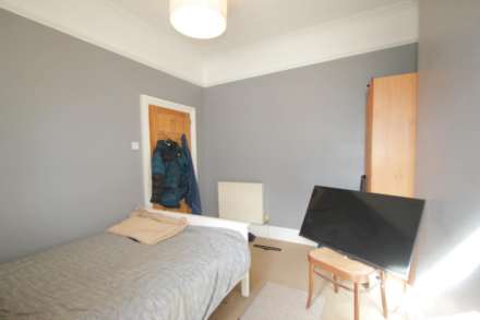 Park Terrace, Westcliff On Sea, Image 4