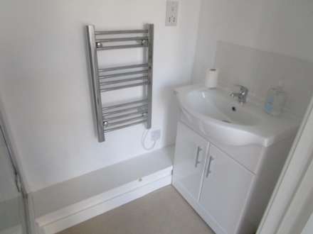 A,         High Street, Southend On Sea, Image 11