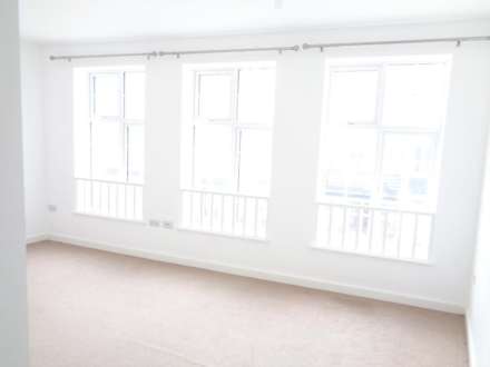 A,         High Street, Southend On Sea, Image 9