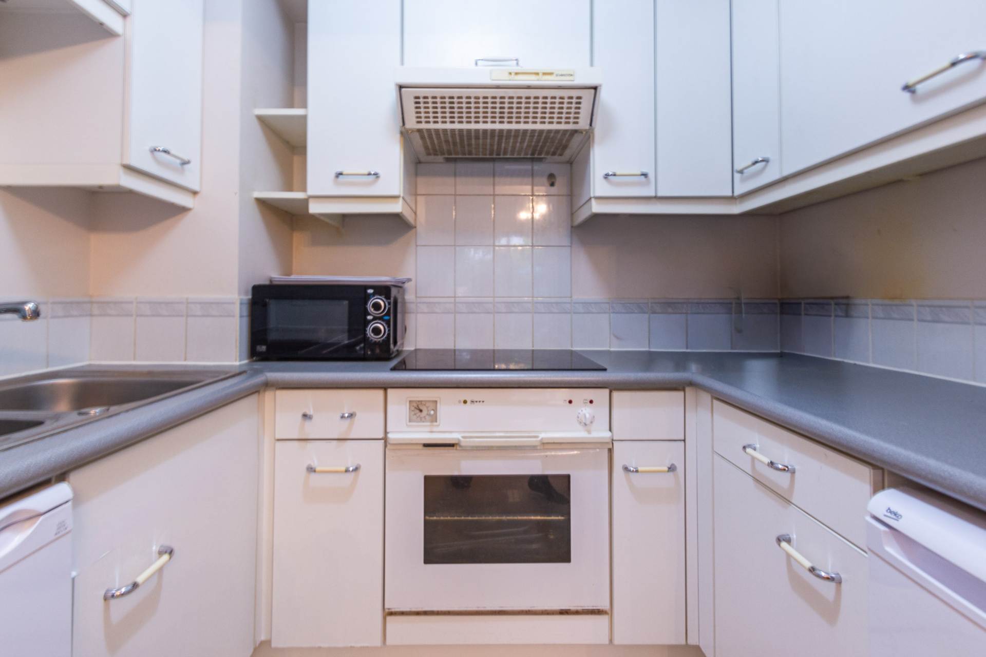 Sunningdale Court, Southend On Sea, Image 4