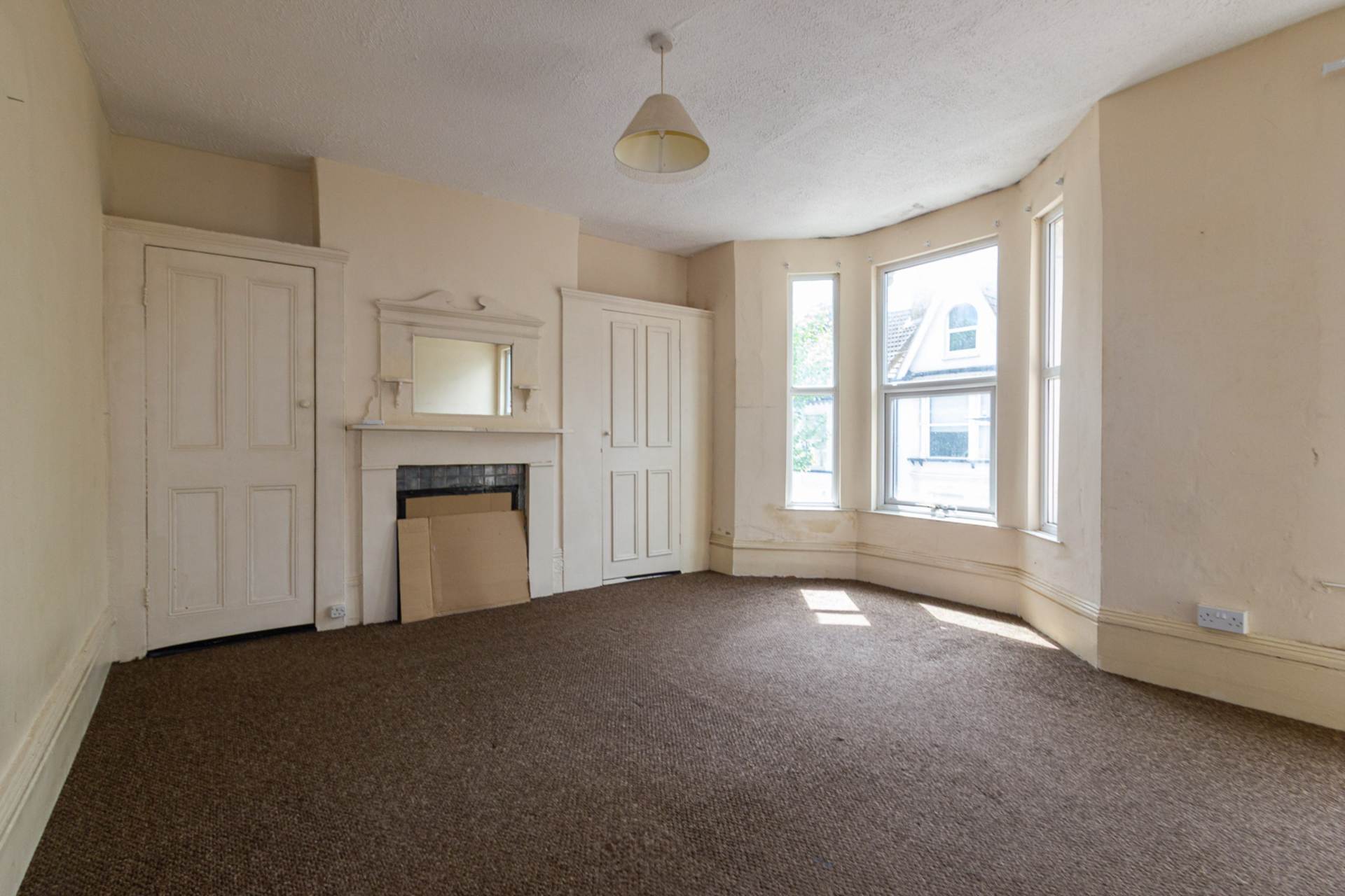 Old Southend Road, Southend On Sea, Image 12