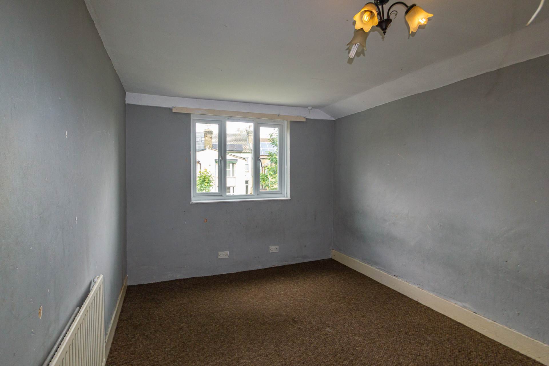 Old Southend Road, Southend On Sea, Image 9