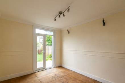 Old Southend Road, Southend On Sea, Image 6