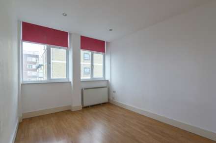Victoria Avenue, Southend On Sea, Image 7