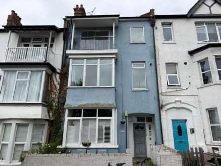 Property For Rent San Remo Parade, Westcliff On Sea
