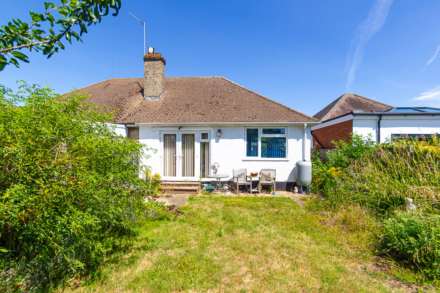 Barbara Close, Rochford, Image 1