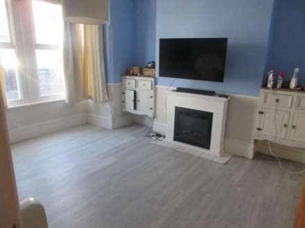 Queens Road, Southend On Sea, Image 5