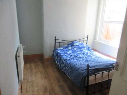 Queens Road, Southend On Sea, Image 7