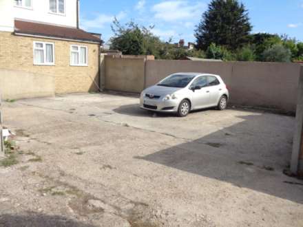 Christchurch Mews, Off Christchurch Road, Image 8