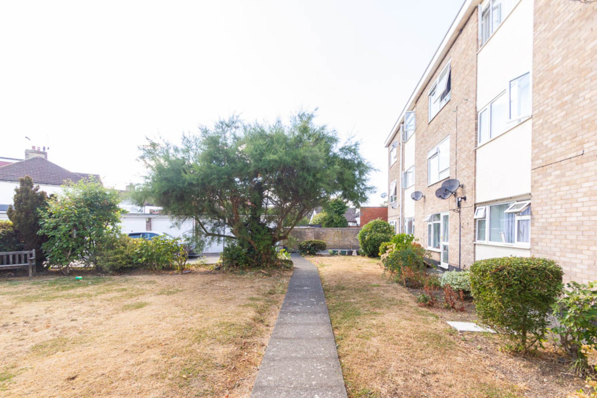 Lapwater Court, Leigh On Sea, Image 15