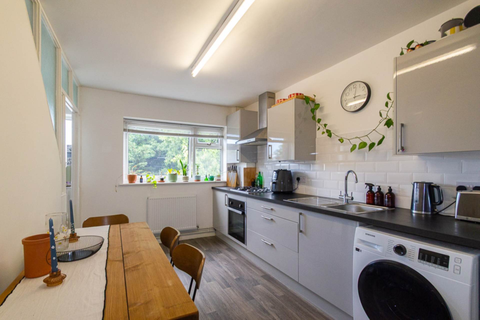Lapwater Court, Leigh On Sea, Image 5