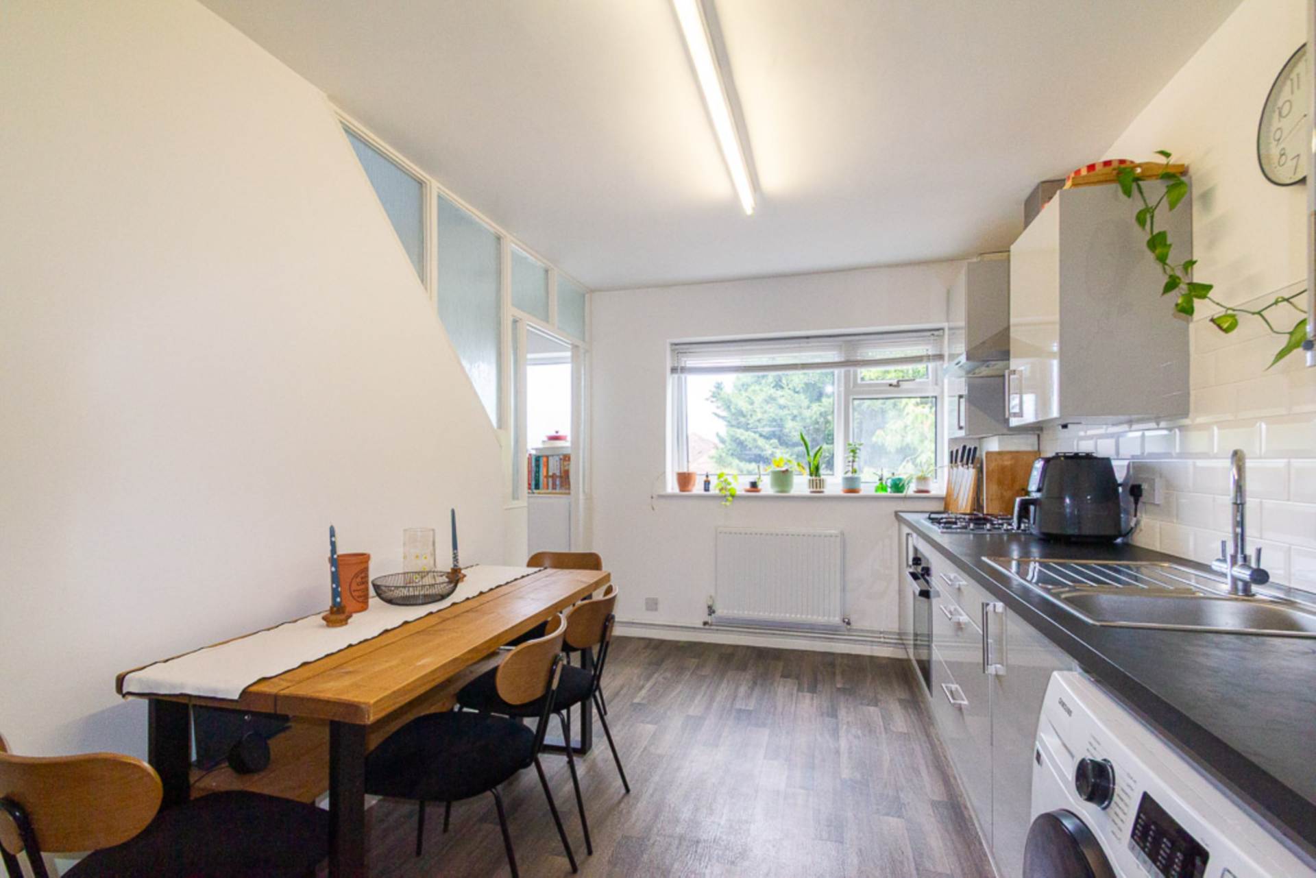 Lapwater Court, Leigh On Sea, Image 6