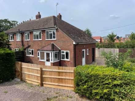 The Longshoot, Warks