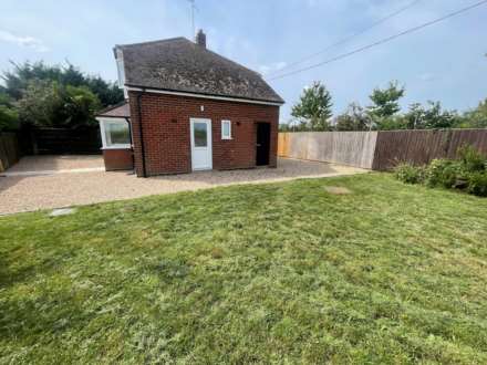The Longshoot, Warks, Image 2