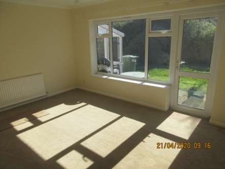 Chestnut Avenue, Lutterworth, Image 3