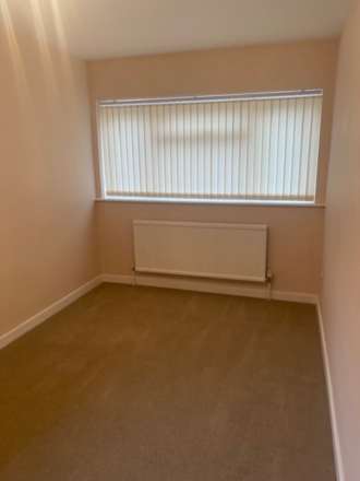 Chestnut, Lutterworth, Image 7