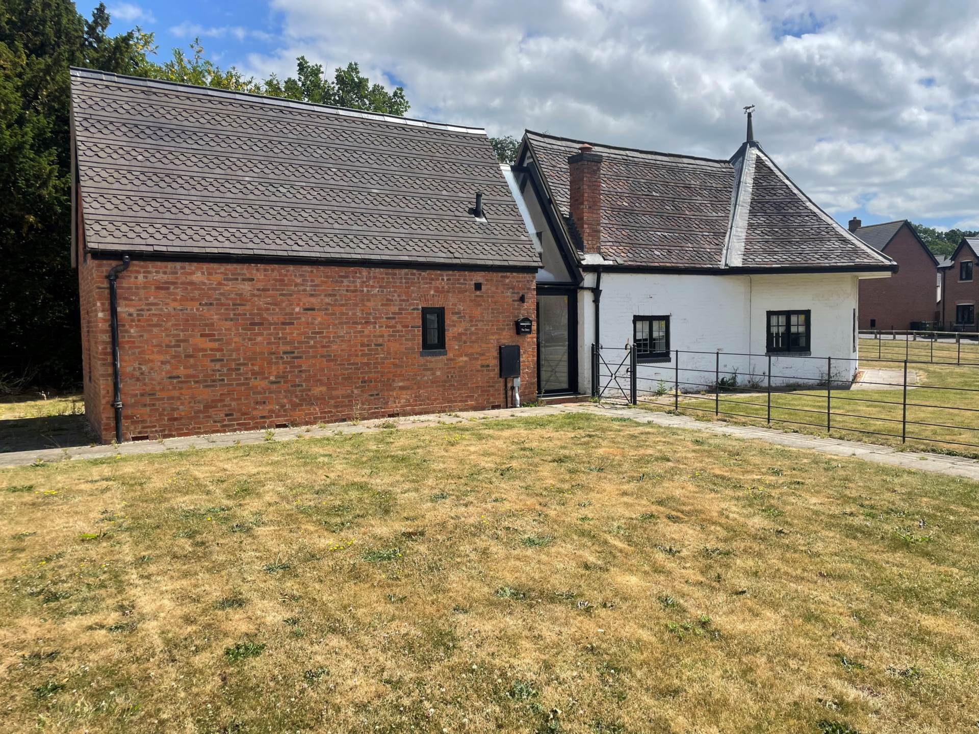 Coton House Estate, Rugby, Image 3