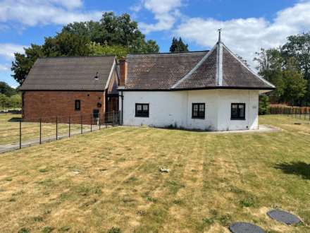 Coton House Estate, Rugby