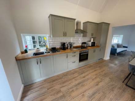 Coton House Estate, Rugby, Image 6