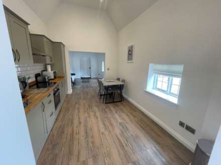 Coton House Estate, Rugby, Image 9