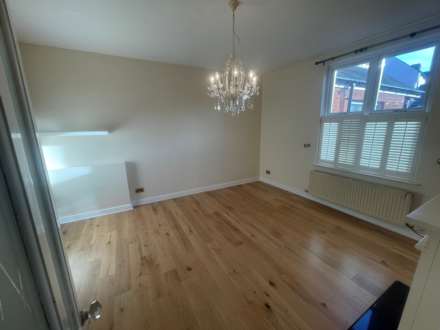 Main Street, Leicester, Image 4