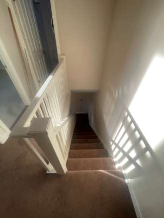 Main Street, Leicester, Image 6