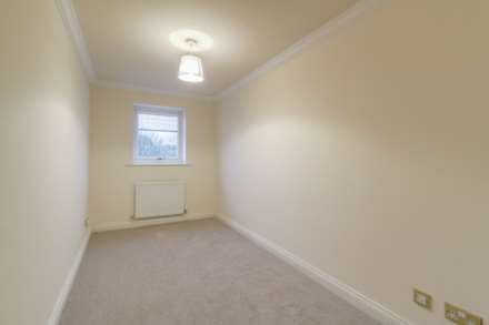 Livesey Hill, Shenley Lodge, Image 10