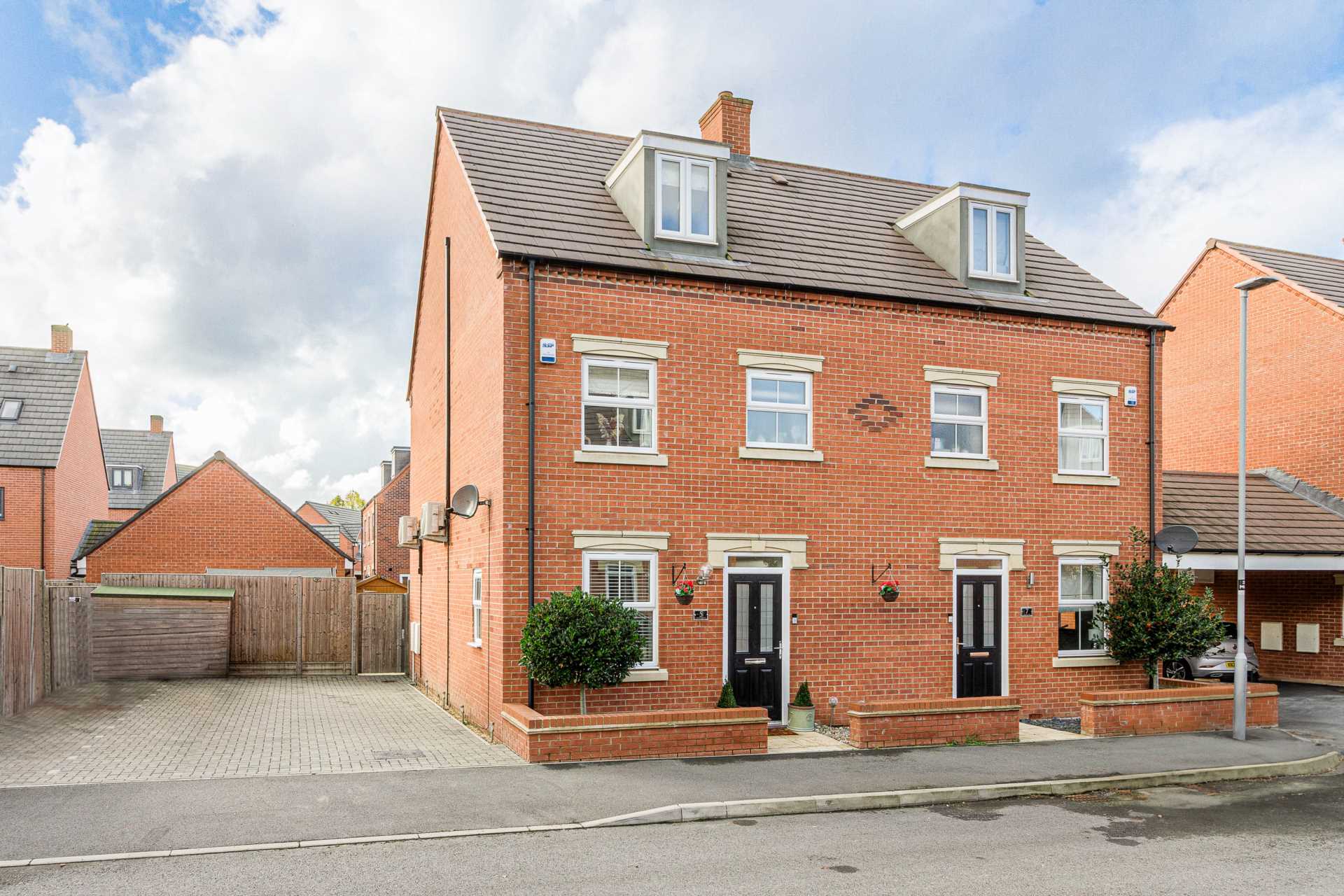 Morello Way, Newport Pagnell