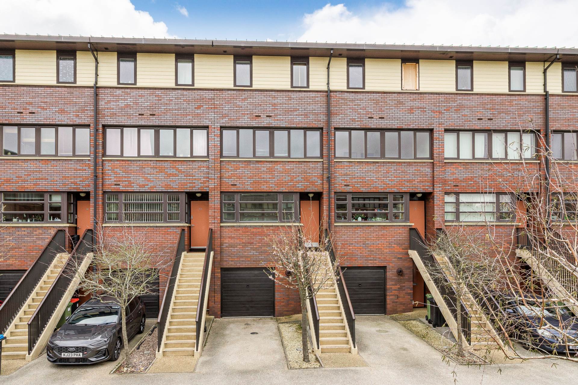 PROPERTY FOR SALE Estate Agents Newport Pagnell Newport Pagnell