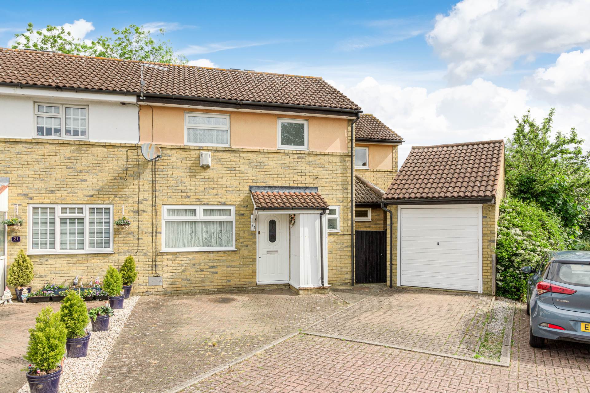 PROPERTY FOR SALE Estate Agents Newport Pagnell Newport Pagnell