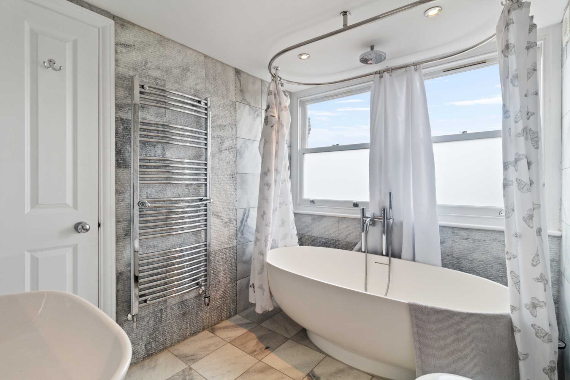 Court Lane, Dulwich, SE21, Image 11