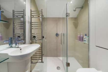 Dulwich Village, SE21, Image 12