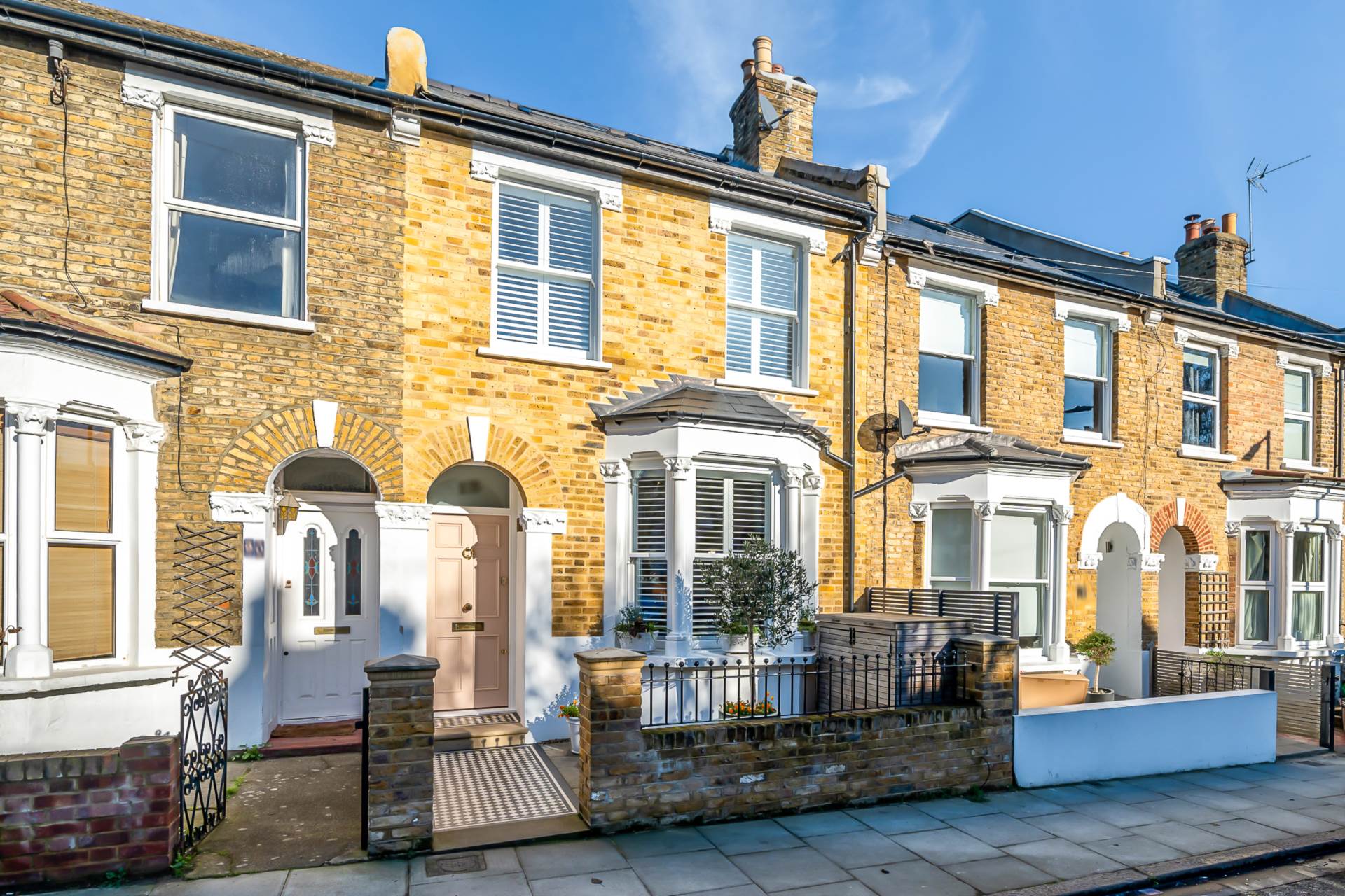 Thompson Road, East Dulwich, SE22, Image 1