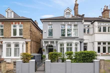 4 Bedroom Terrace, East Dulwich Grove, Dulwich, SE22