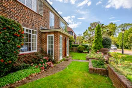 Frank Dixon Way, Dulwich, SE21, Image 16