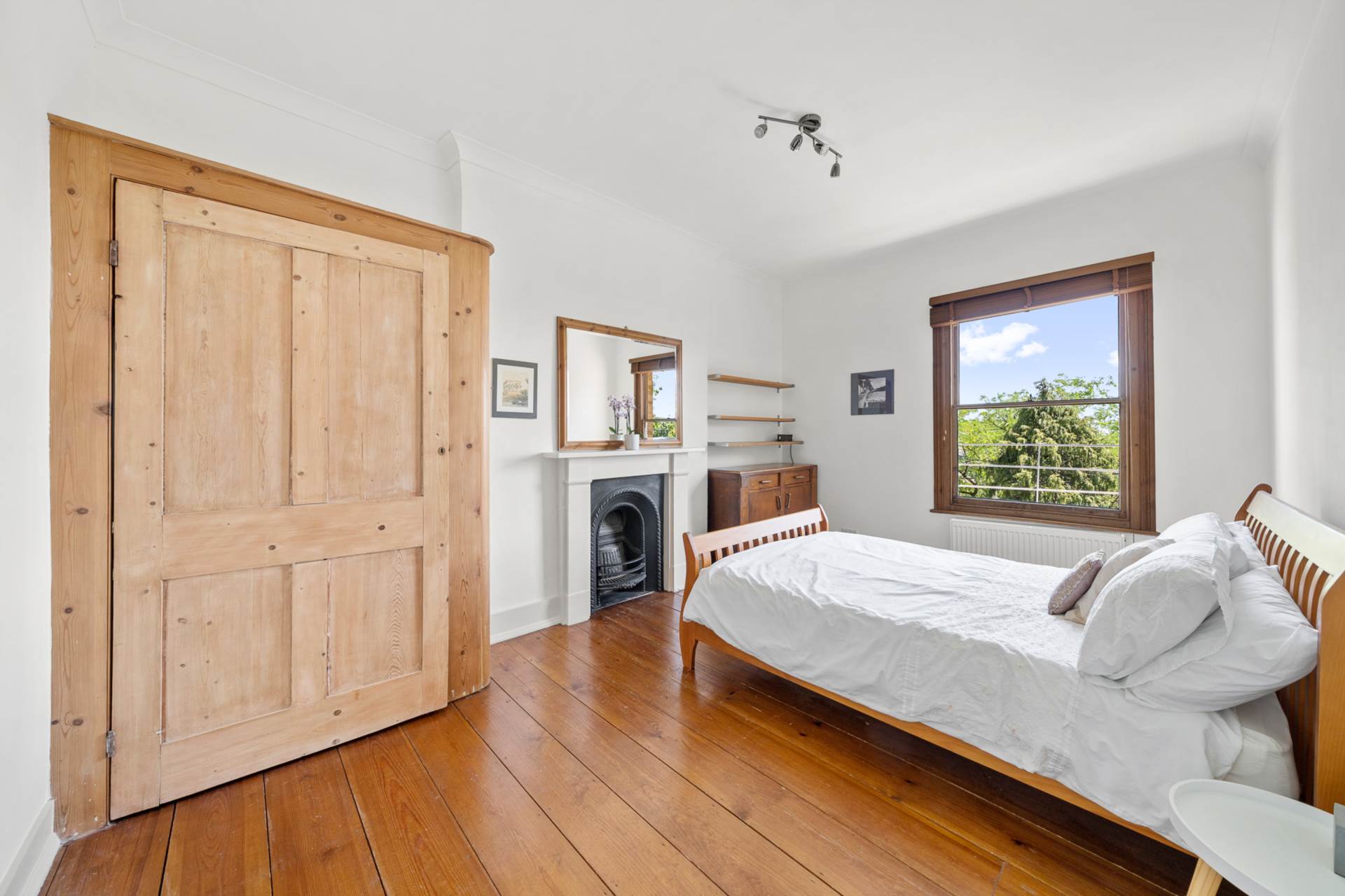 Honor Oak Road, London, SE23, Image 14