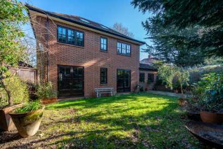 Oaks Pavilion Mews, Oaks Avenue, Gipsy Hill, SE19, Image 15