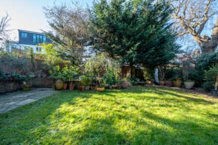 Oaks Pavilion Mews, Oaks Avenue, Gipsy Hill, SE19, Image 16