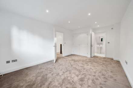 Oaks Pavilion Mews, Oaks Avenue, Gipsy Hill, SE19, Image 8