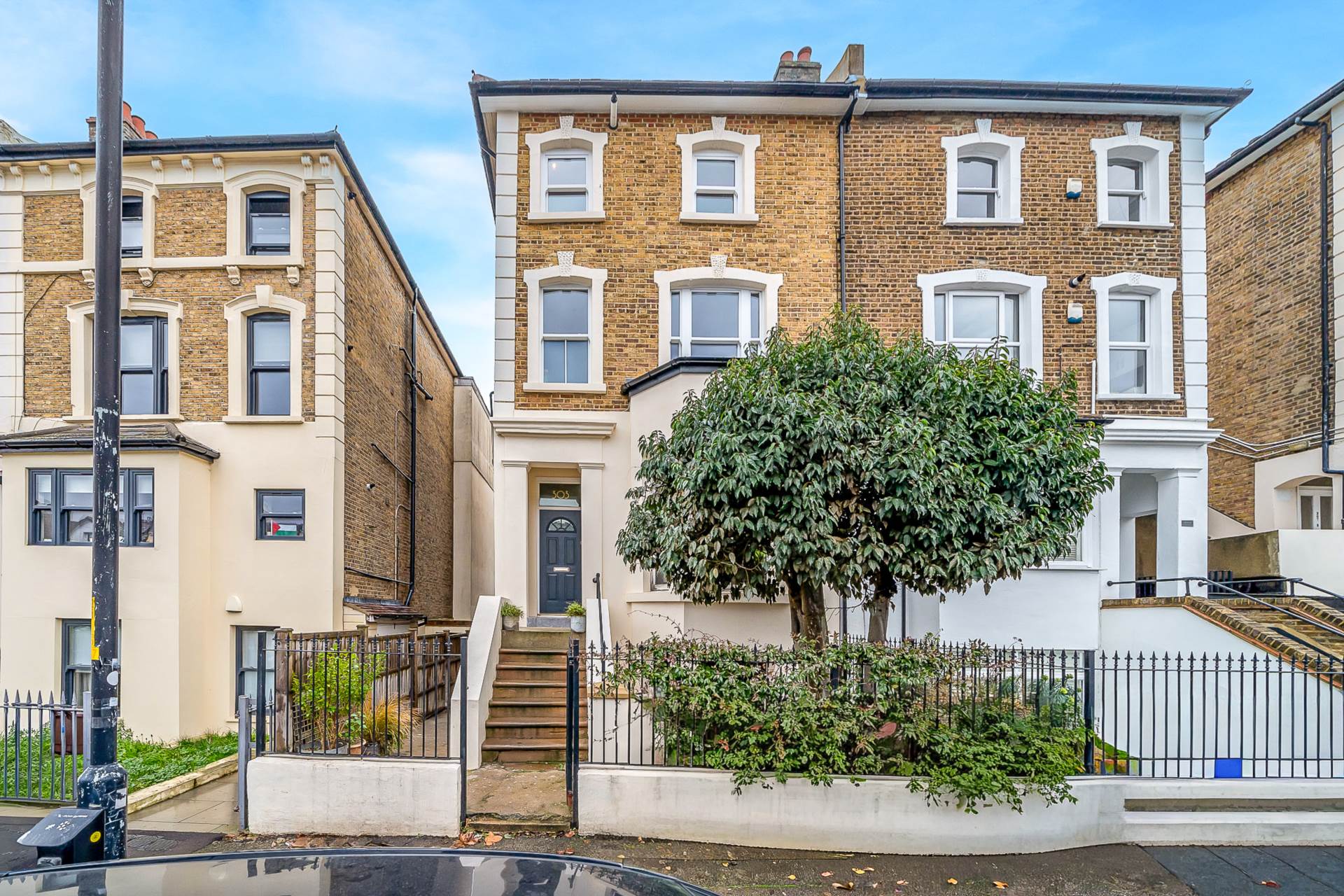 Lordship Lane, East Dulwich, SE22, Image 1