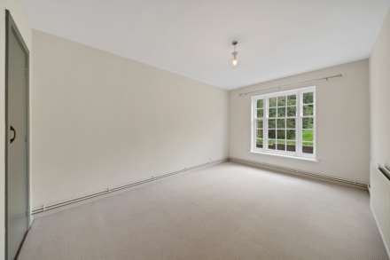 Stonehills Court, Dulwich, Image 5