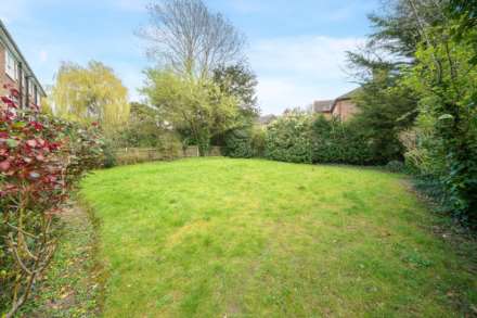 Stonehills Court, Dulwich, Image 9