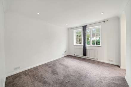 Hitherwood Drive, West Dulwich, SE19, Image 12