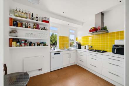 Perifield, West Dulwich, SE21, Image 8