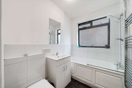 Grenville Court, Lymer Avenue, SE19, Image 6