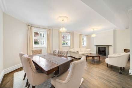 Mitchell's Place, Dulwich, SE21, Image 4