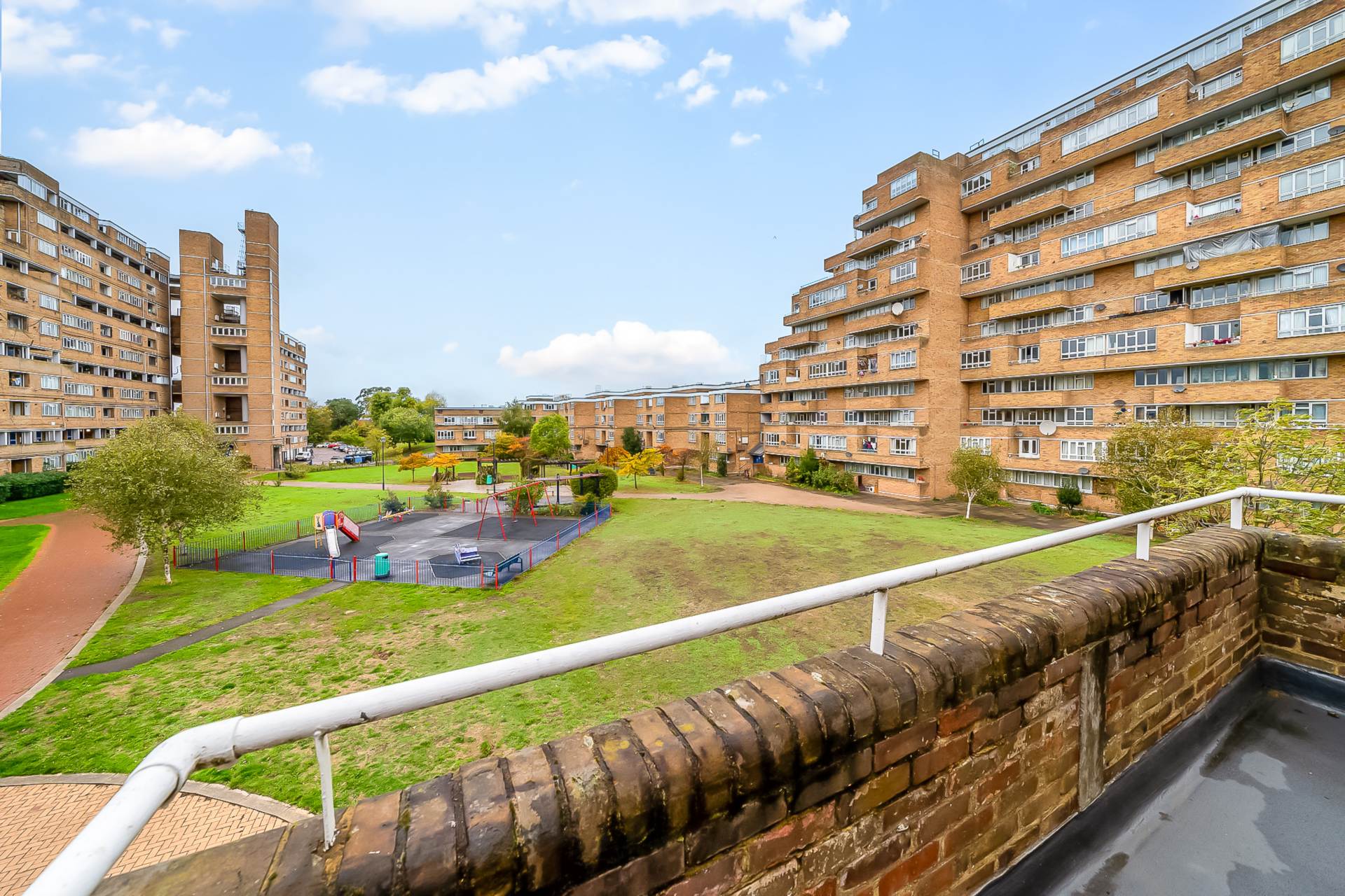 Overhill Road, London, SE22, Image 3