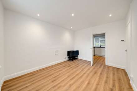 Kelvin Grove, London, SE26, Image 10