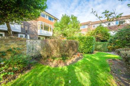 Walkerscroft Mead, West Dulwich, SE21, Image 19