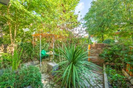 Walkerscroft Mead, West Dulwich, SE21, Image 3